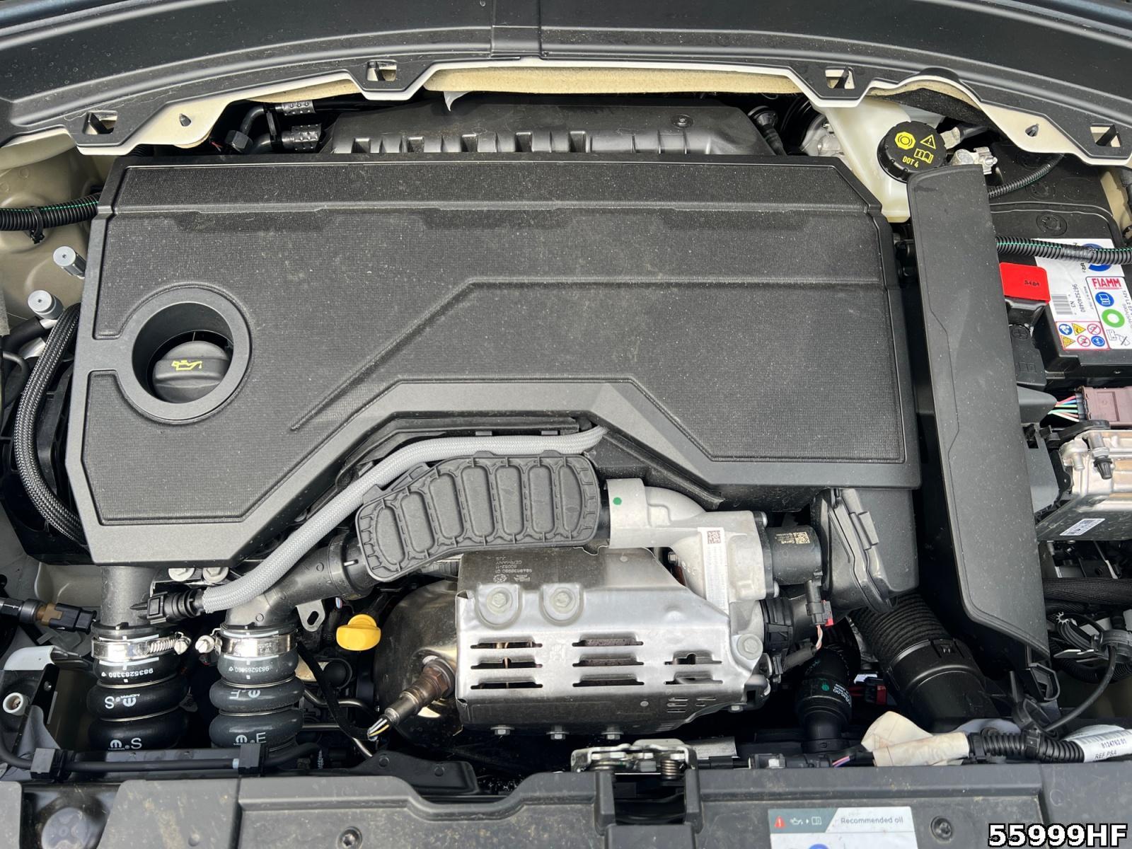 Fahrzeugabbildung Citroën C3 Aircross Plus Hybrid 145 PS AT
