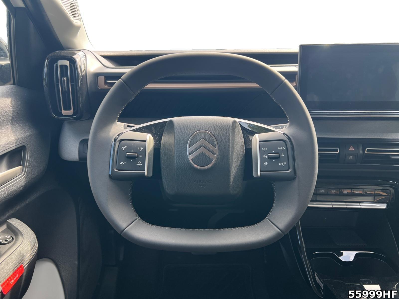 Fahrzeugabbildung Citroën C3 Aircross Plus Hybrid 145 PS AT
