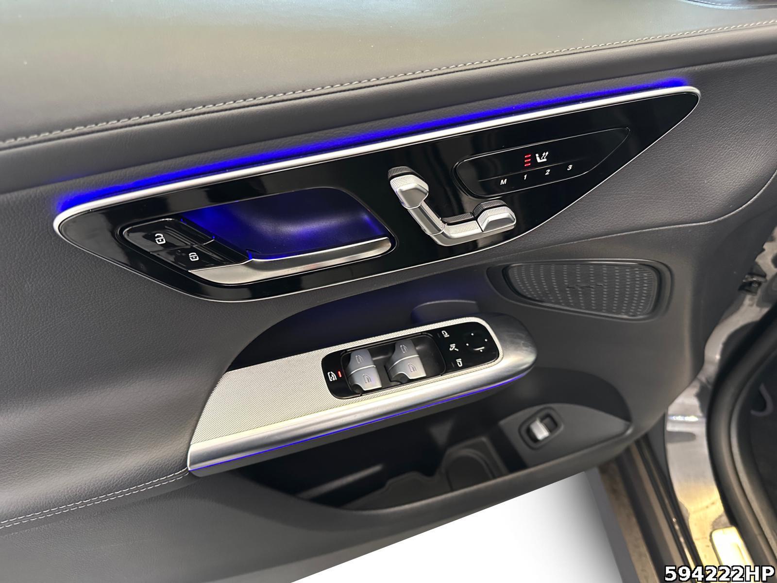 Fahrzeugabbildung Mercedes-Benz GLC 220 d 4M Avantgarde AHK Memory LED CarPlay