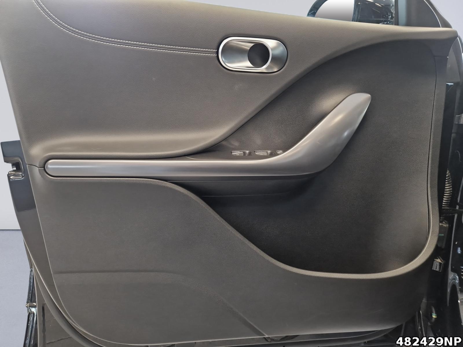 Fahrzeugabbildung Smart THREE Pro+ LED MATRIX+PANO+22KW+360°KAMERA+PRO+