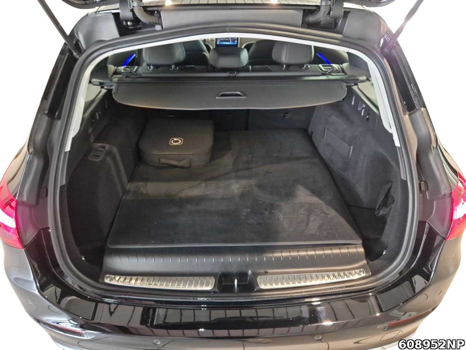 Fahrzeugabbildung Mercedes-Benz C 300 T e Avantgarde LED Adv. Sound Kamera Totw.
