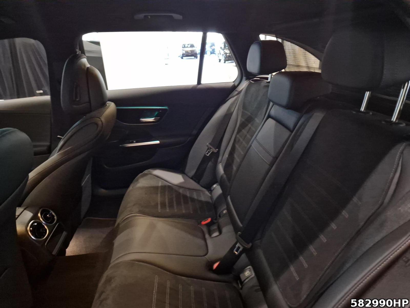 Fahrzeugabbildung Mercedes-Benz C 200 T AMG AHK LED Kamera DISTRONIC Ambiente
