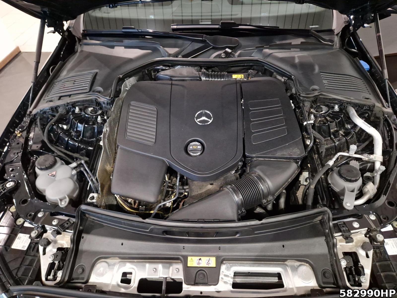 Fahrzeugabbildung Mercedes-Benz C 200 T AMG AHK LED Kamera DISTRONIC Ambiente
