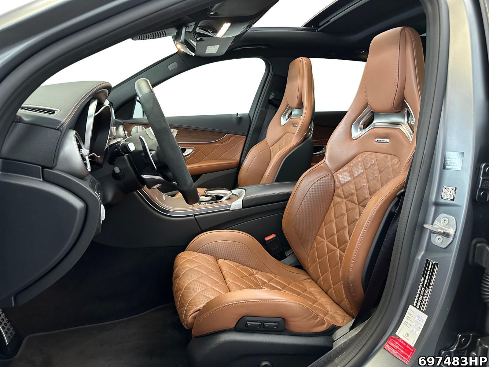 Fahrzeugabbildung Mercedes-Benz C 63 AMG S T Performance-Sitze magno Pano Night