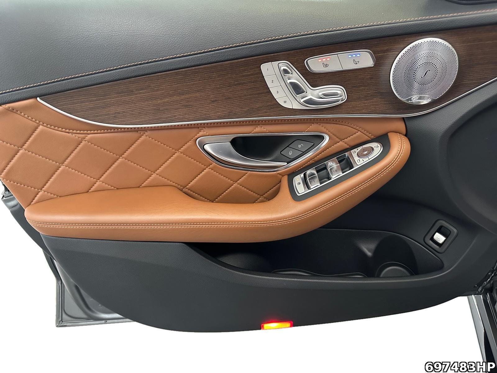 Fahrzeugabbildung Mercedes-Benz C 63 AMG S T Performance-Sitze magno Pano Night