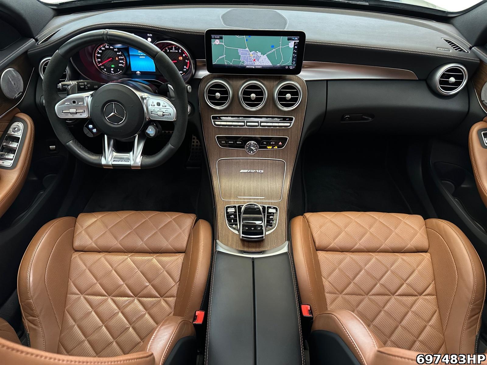 Fahrzeugabbildung Mercedes-Benz C 63 AMG S T Performance-Sitze magno Pano Night