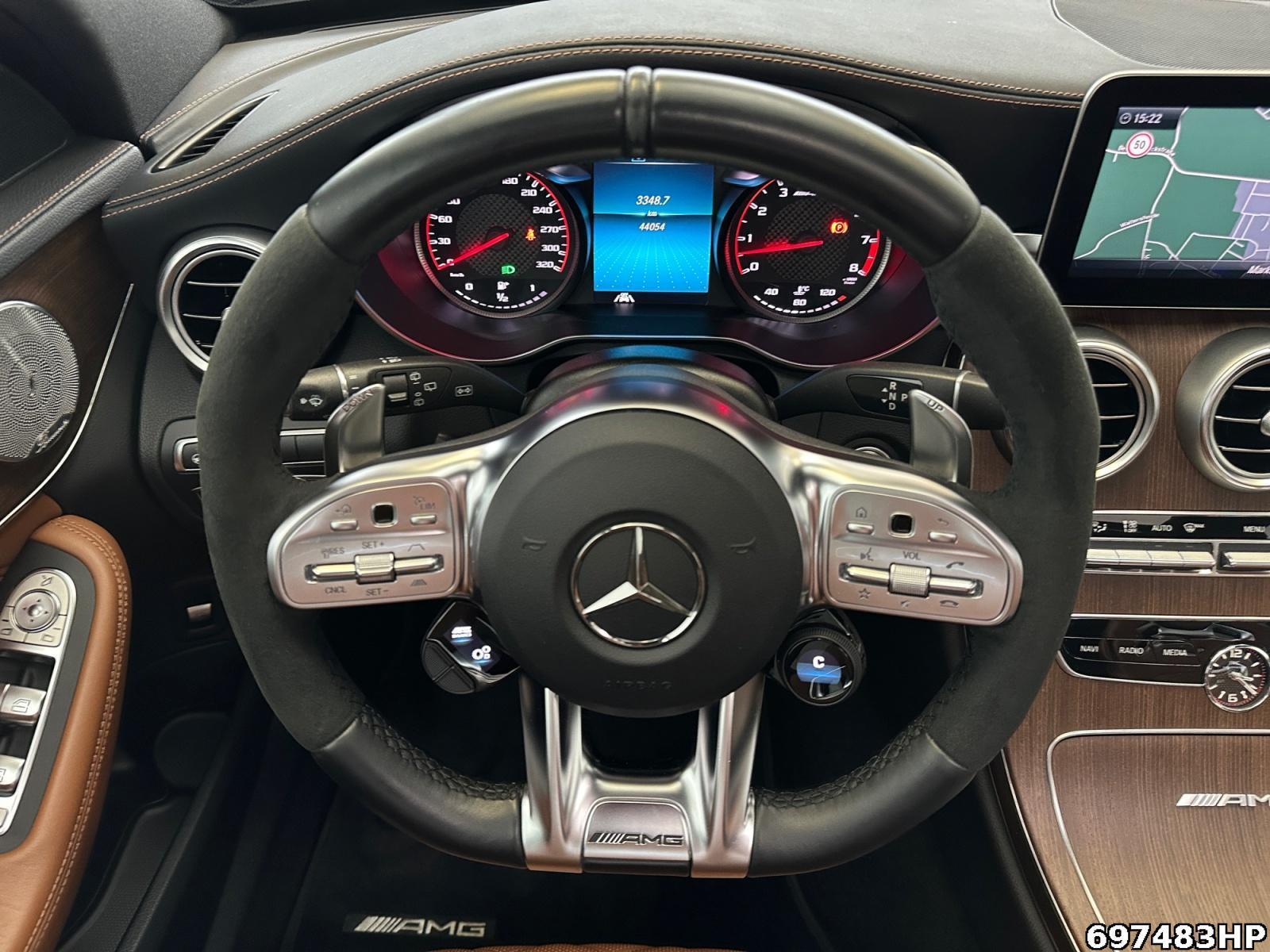 Fahrzeugabbildung Mercedes-Benz C 63 AMG S T Performance-Sitze magno Pano Night