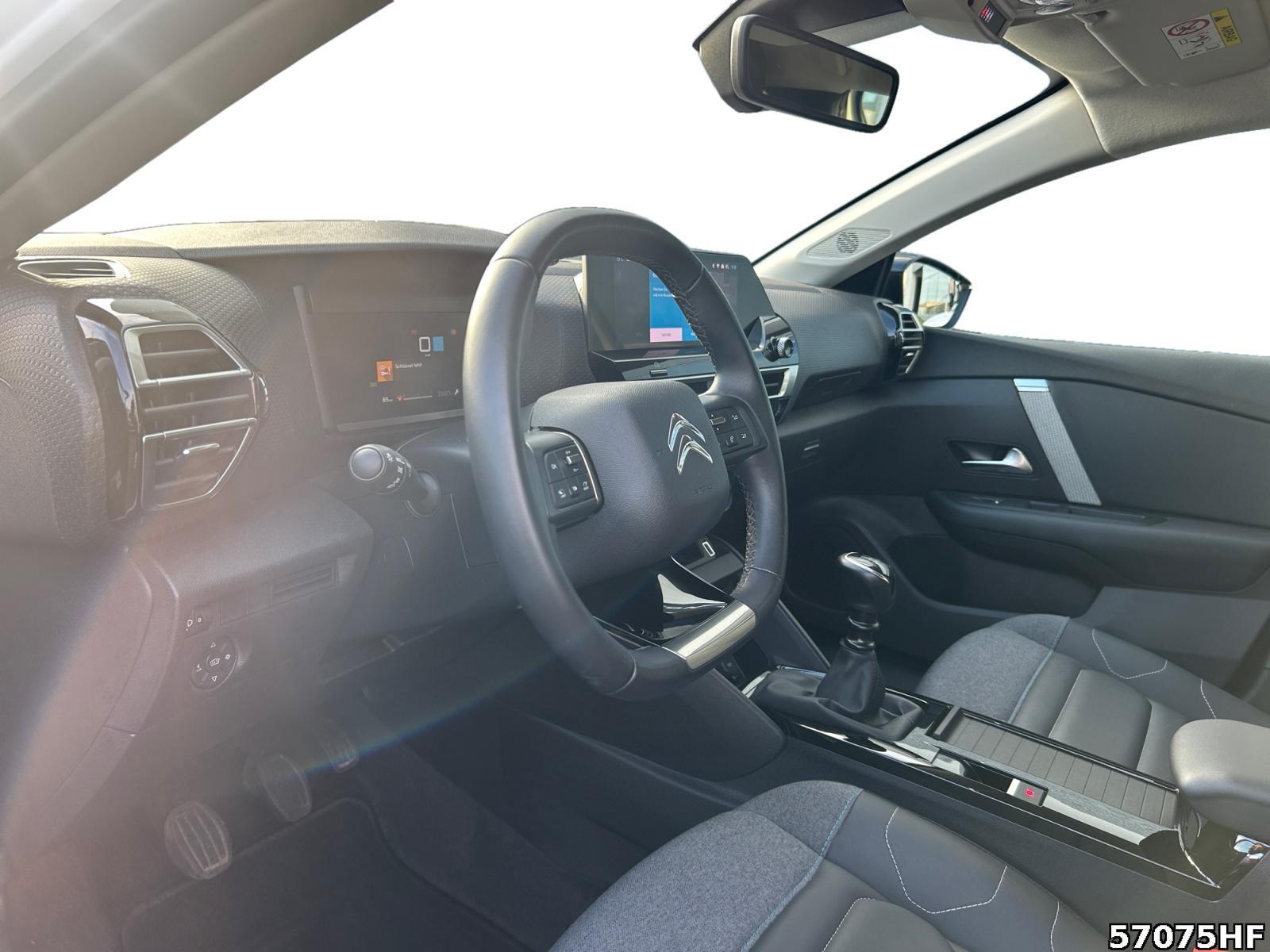 Fahrzeugabbildung Citroën C4 Shine +HEADUP+360KAMERA+CARPLAY+TOTWINKEL+