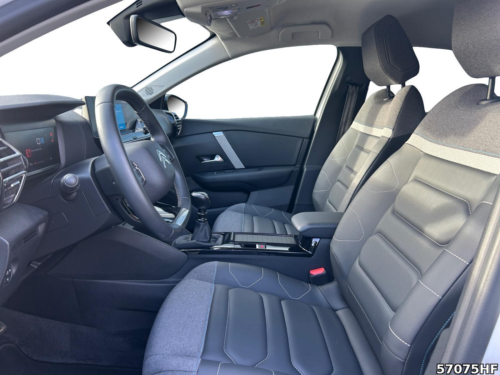 Fahrzeugabbildung Citroën C4 Shine +HEADUP+360KAMERA+CARPLAY+TOTWINKEL+
