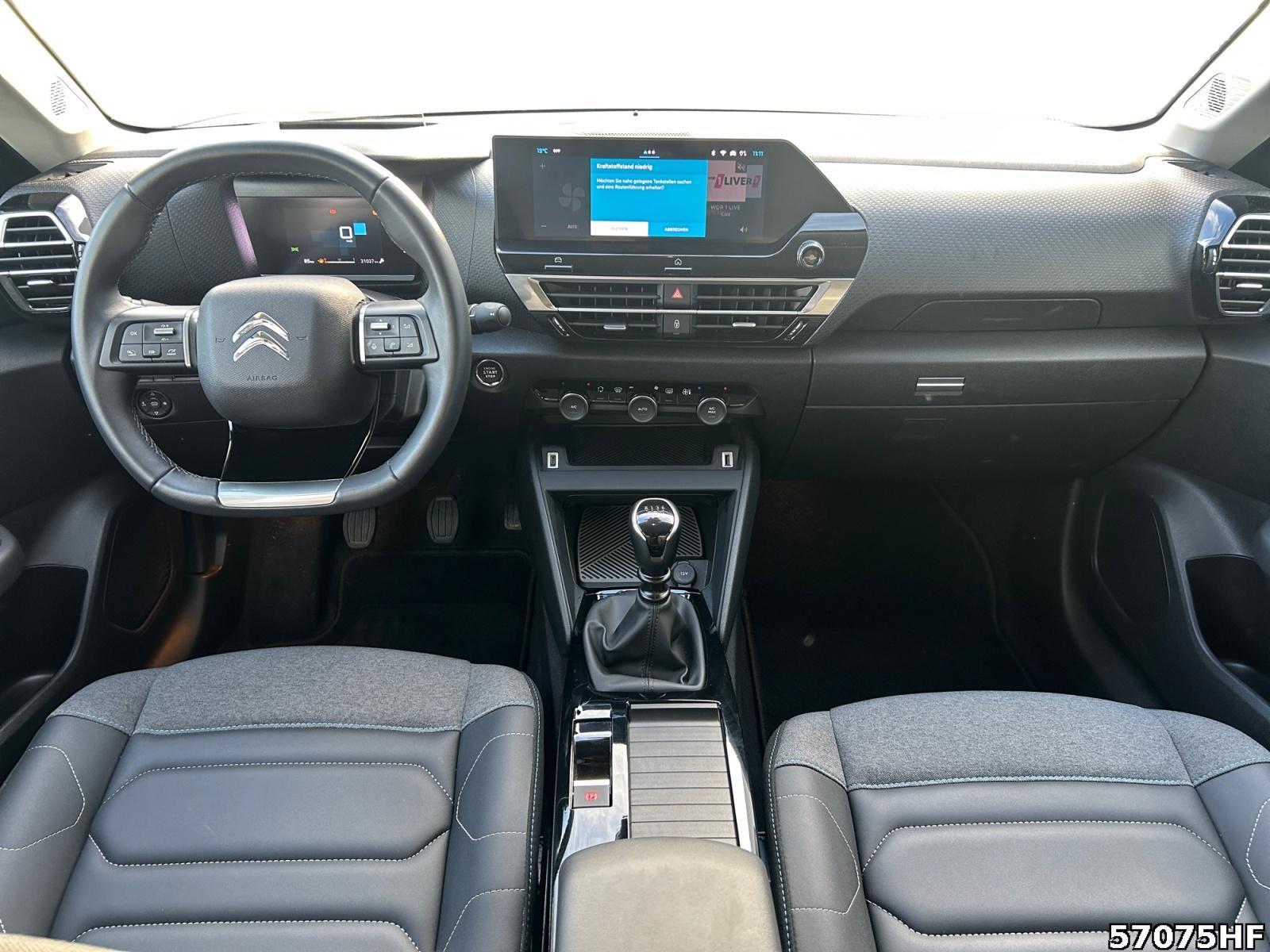Fahrzeugabbildung Citroën C4 Shine +HEADUP+360KAMERA+CARPLAY+TOTWINKEL+