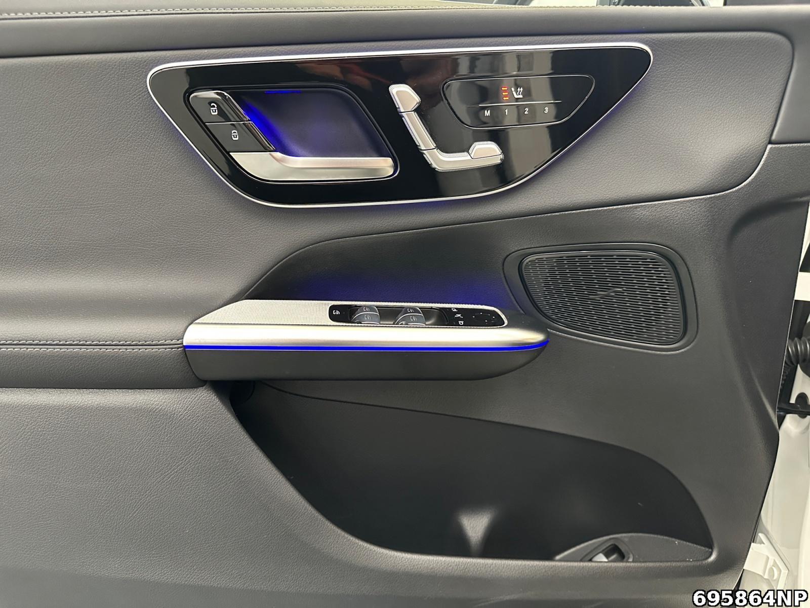 Fahrzeugabbildung Mercedes-Benz GLC 300 d 4M AMG Night Digital-Light Distronic