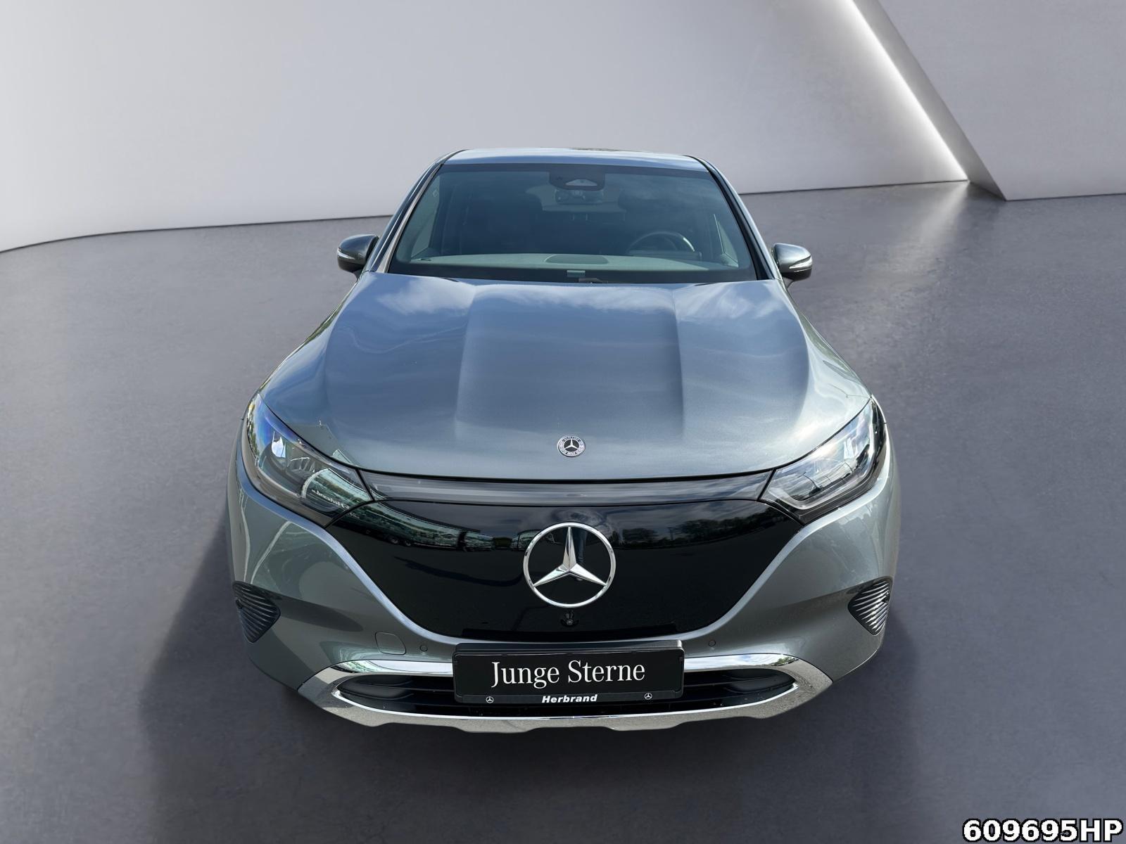 Fahrzeugabbildung Mercedes-Benz EQE SUV Sitzbelüftung AHK Memory CARPLAY
