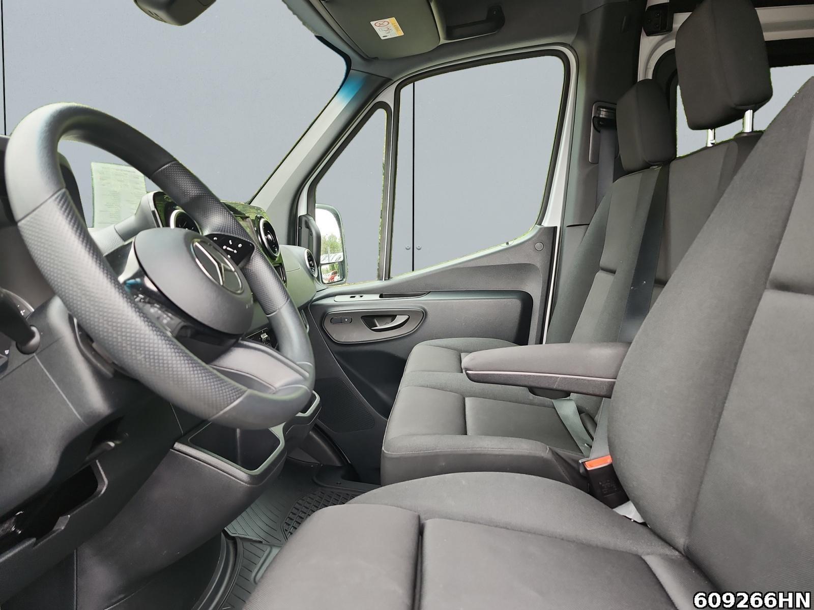 Fahrzeugabbildung Mercedes-Benz Sprinter 317 CDI Mixto PRO*L2H2*Navi*AHK3500*