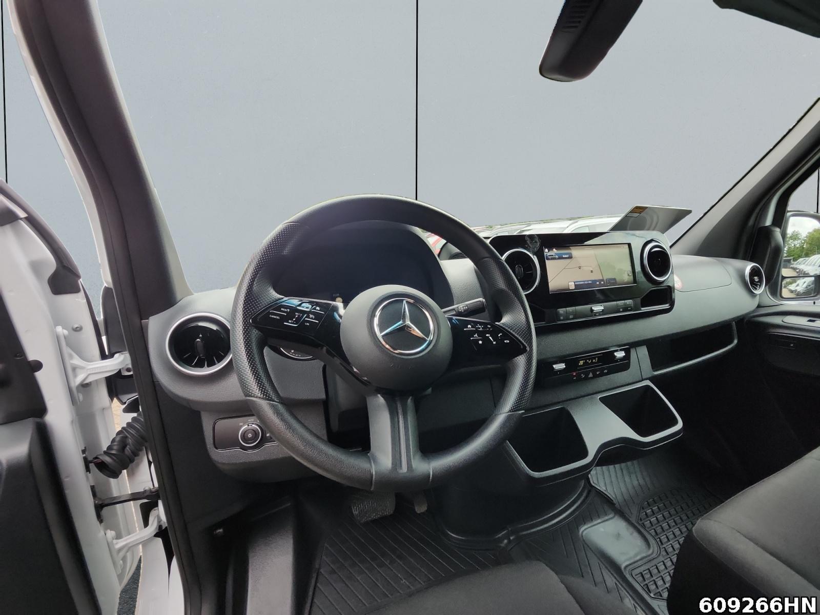 Fahrzeugabbildung Mercedes-Benz Sprinter 317 CDI Mixto PRO*L2H2*Navi*AHK3500*