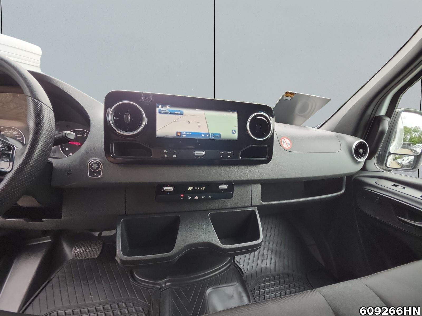 Fahrzeugabbildung Mercedes-Benz Sprinter 317 CDI Mixto PRO*L2H2*Navi*AHK3500*