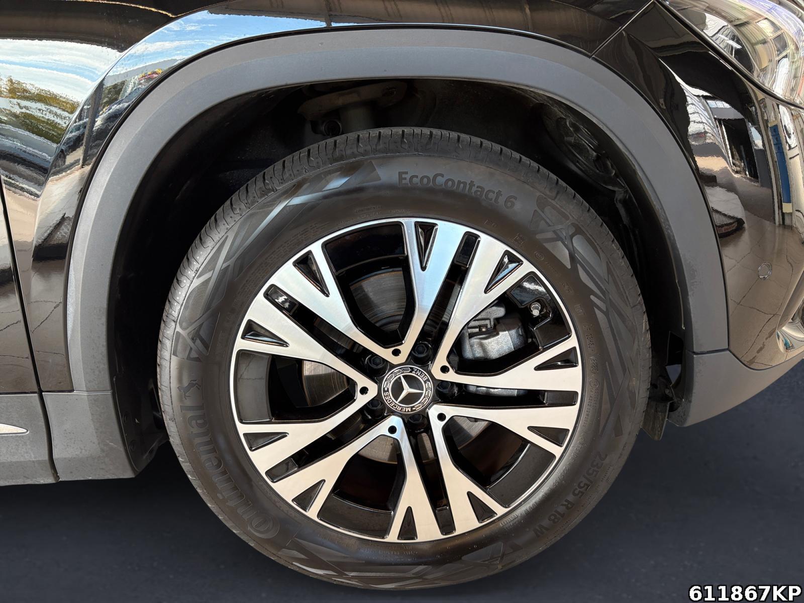 Fahrzeugabbildung Mercedes-Benz GLA 200 Progressive AHK Advanced DAB Kamera