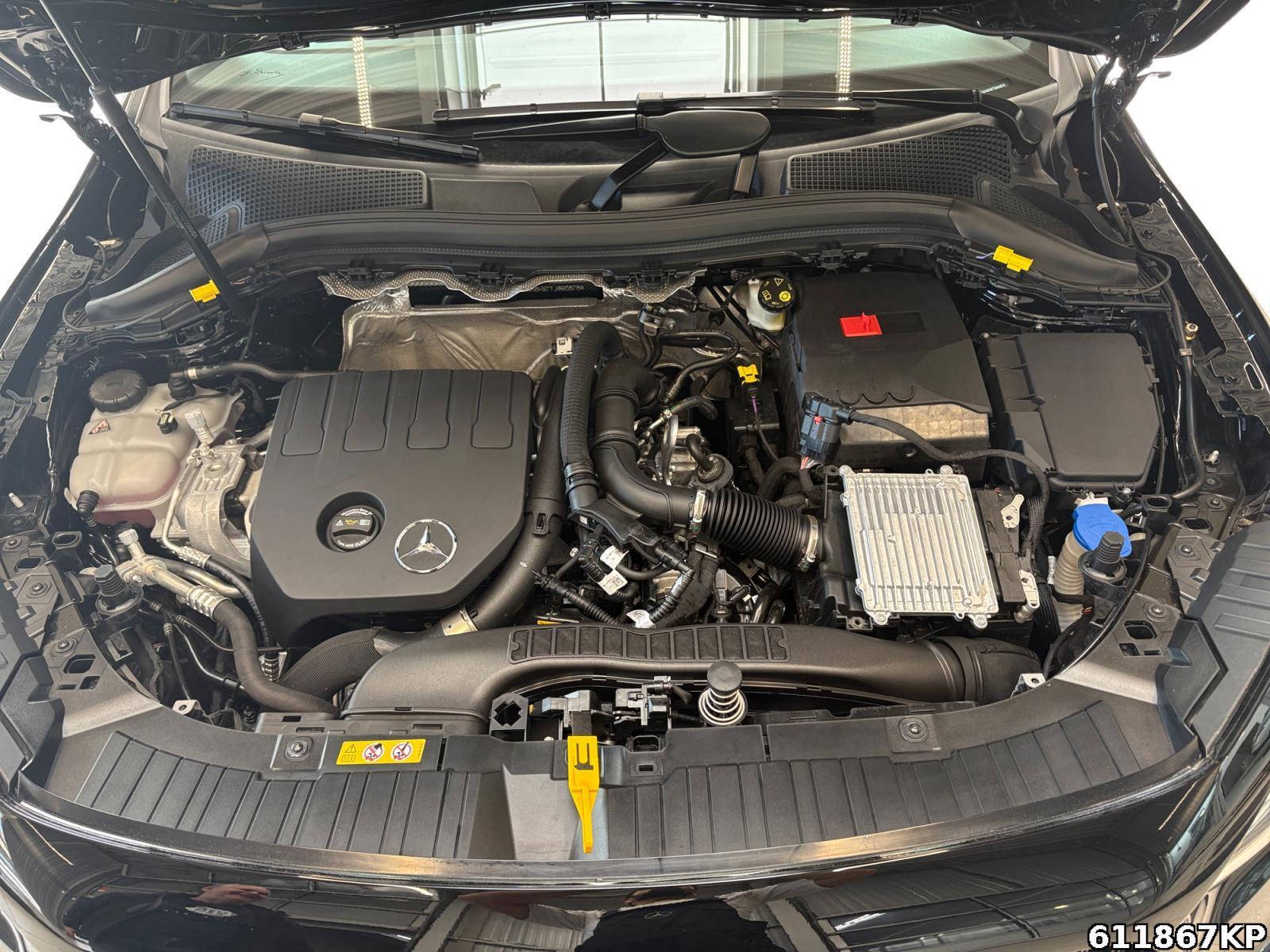 Fahrzeugabbildung Mercedes-Benz GLA 200 Progressive AHK Advanced DAB Kamera