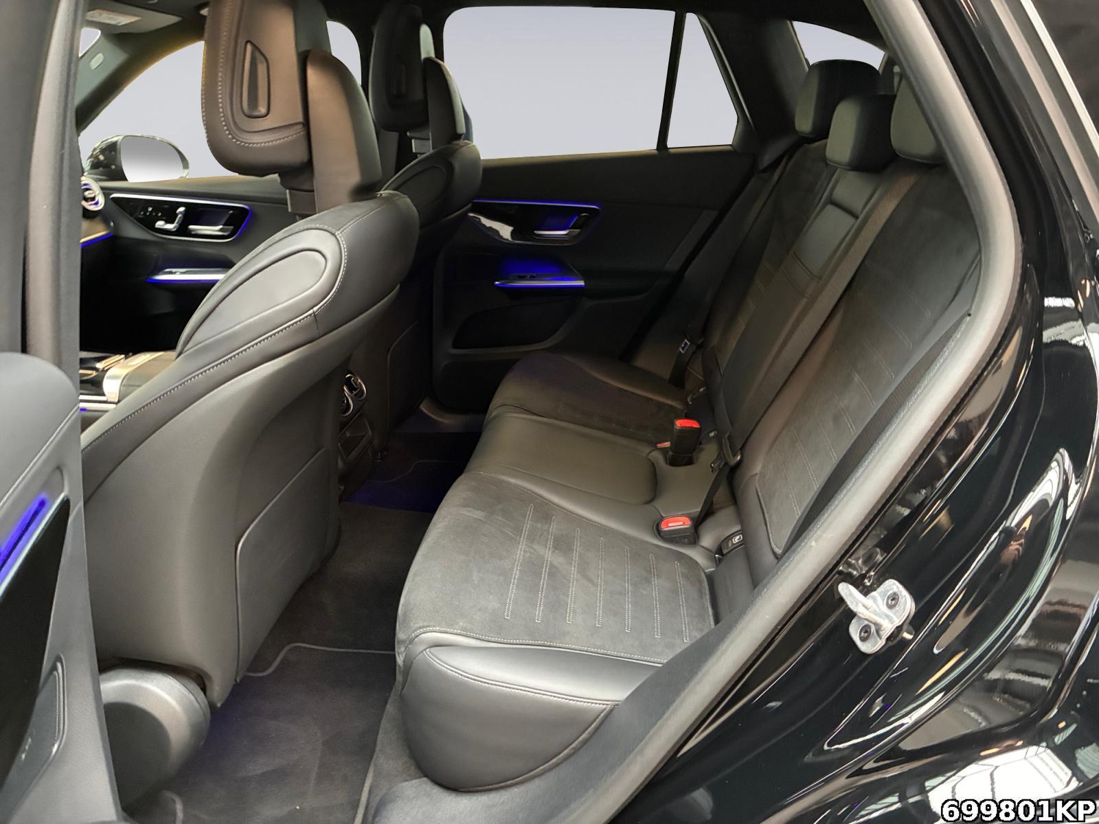 Fahrzeugabbildung Mercedes-Benz GLC 300 d 4M AMG AHK Pano 360° Memory DISTRONIC