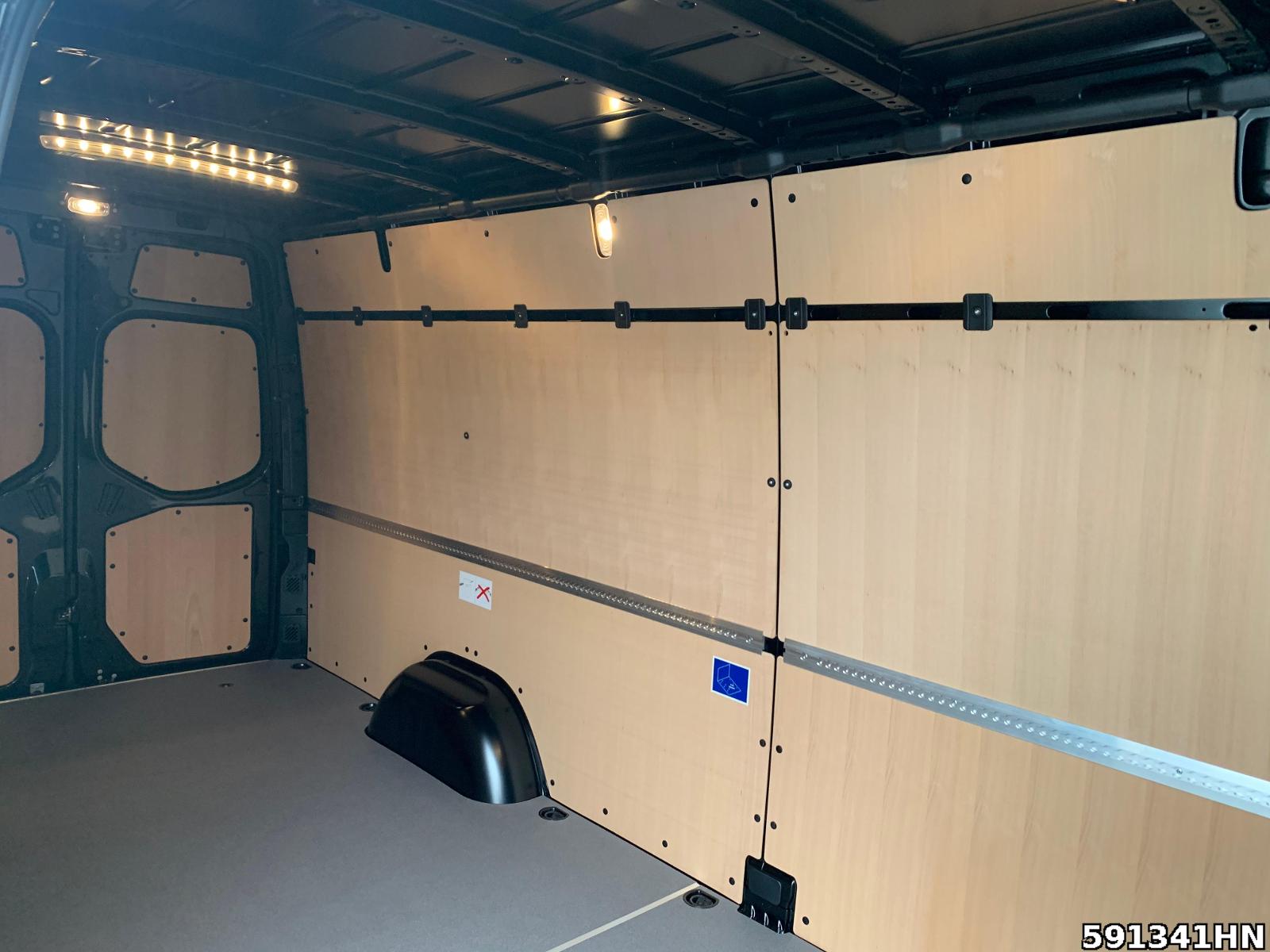 Fahrzeugabbildung Mercedes-Benz Sprinter 319 CDI Kasten SELECT*Maxi*ALLRAD*LED*