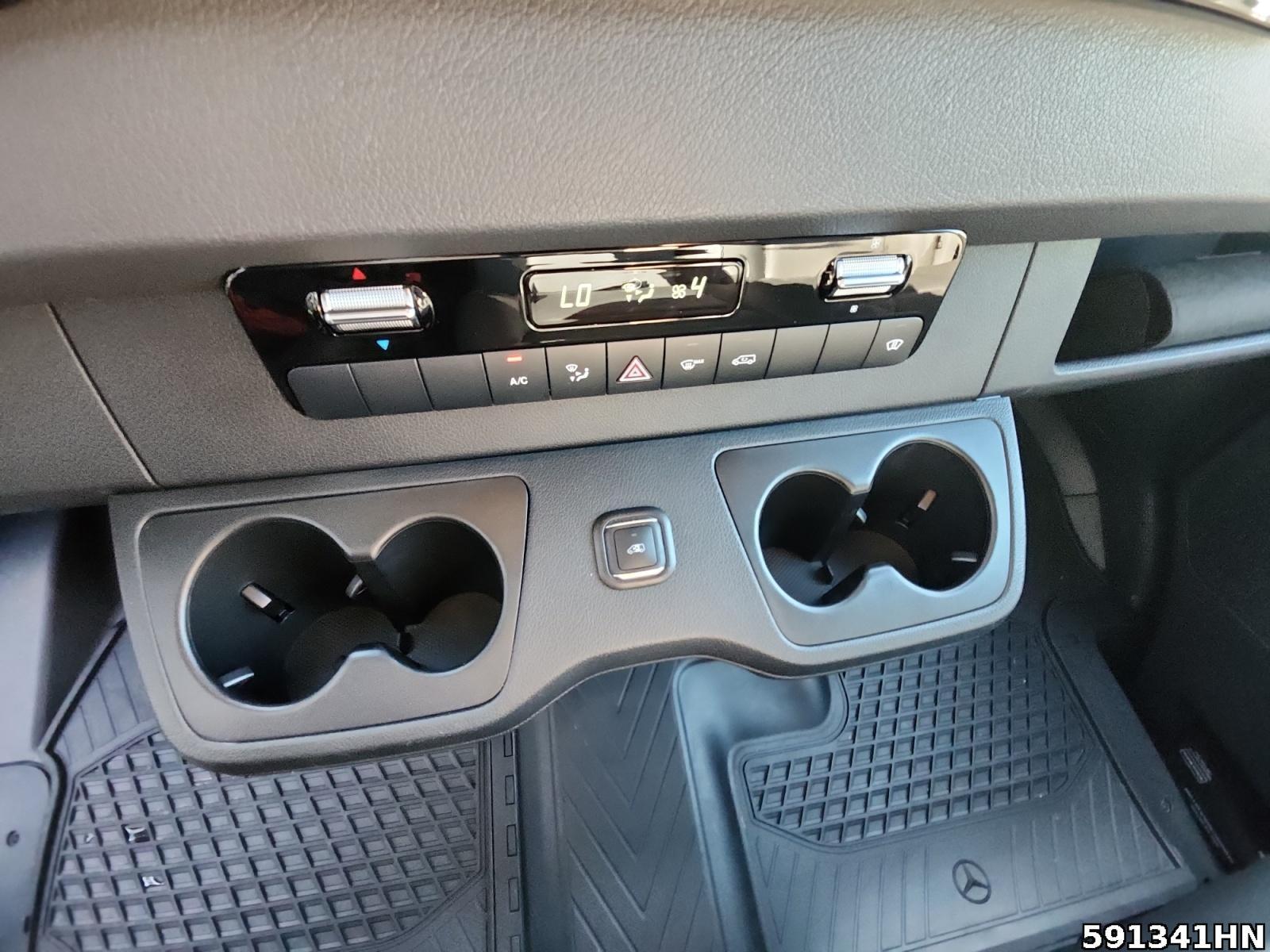 Fahrzeugabbildung Mercedes-Benz Sprinter 319 CDI Kasten SELECT*Maxi*ALLRAD*LED*