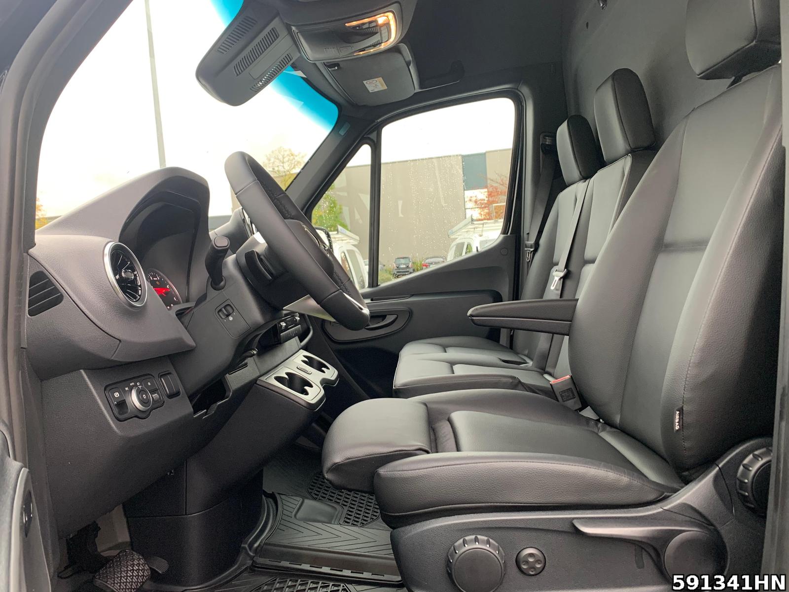 Fahrzeugabbildung Mercedes-Benz Sprinter 319 CDI Kasten SELECT*Maxi*ALLRAD*LED*