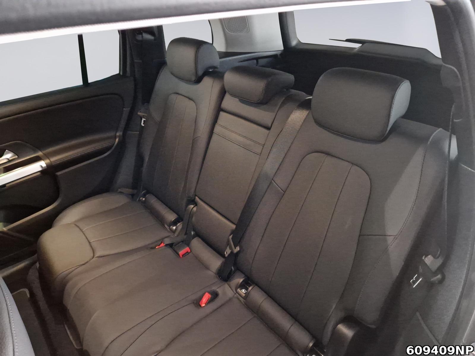 Fahrzeugabbildung Mercedes-Benz GLB 200 Progressive Night AHK Kamera Distronic.
