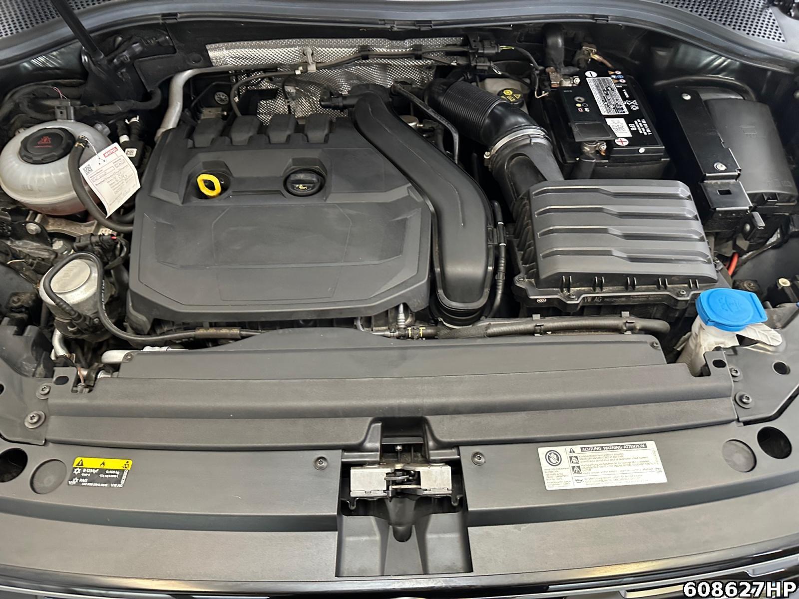 Fahrzeugabbildung Volkswagen Tiguan 1.5 TSI Trendline AHK LED PTS 17