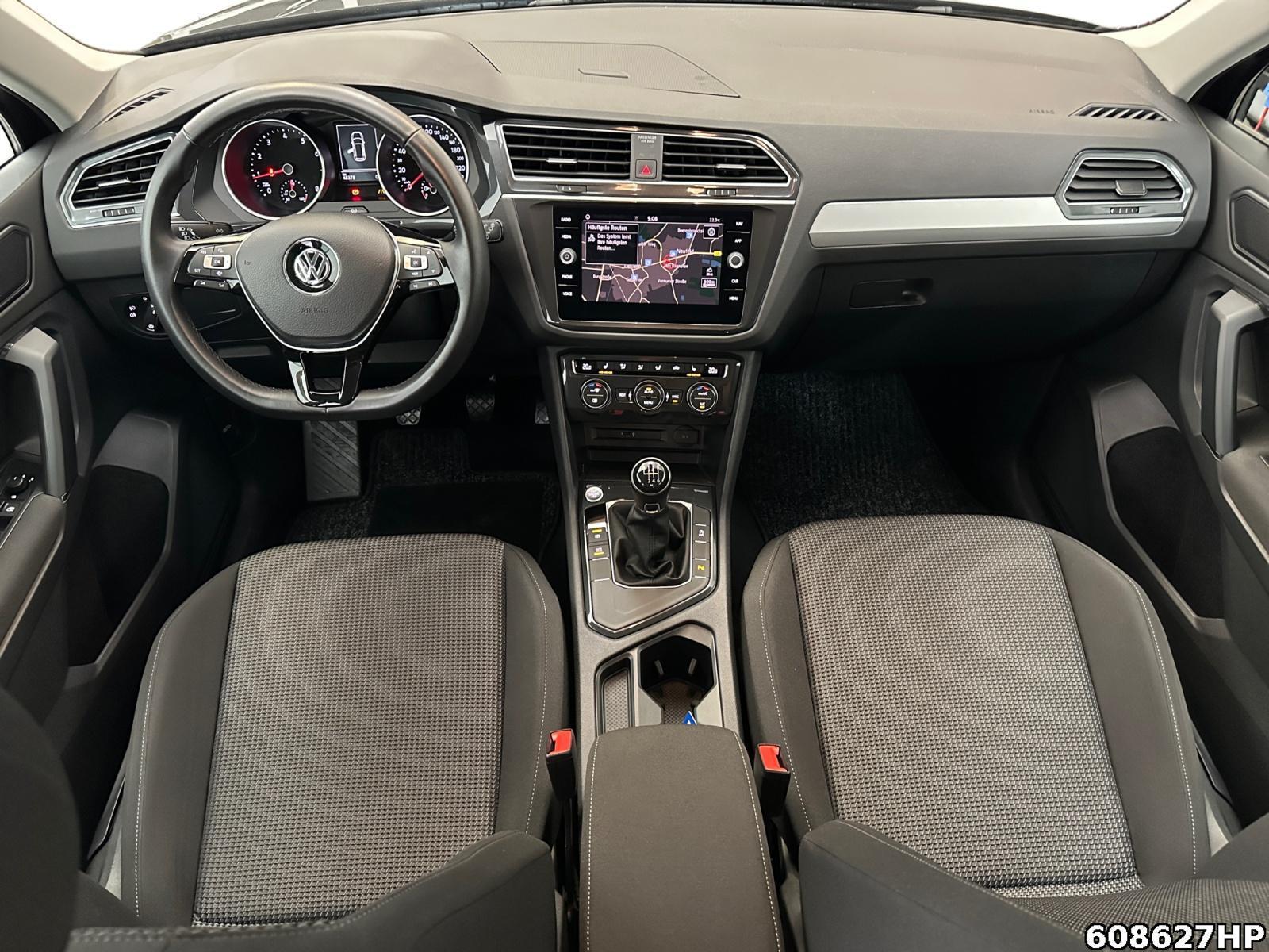 Fahrzeugabbildung Volkswagen Tiguan 1.5 TSI Trendline AHK LED PTS 17