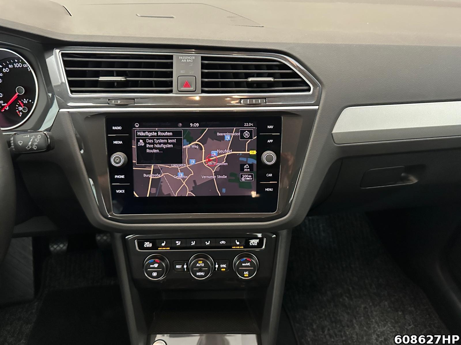 Fahrzeugabbildung Volkswagen Tiguan 1.5 TSI Trendline AHK LED PTS 17