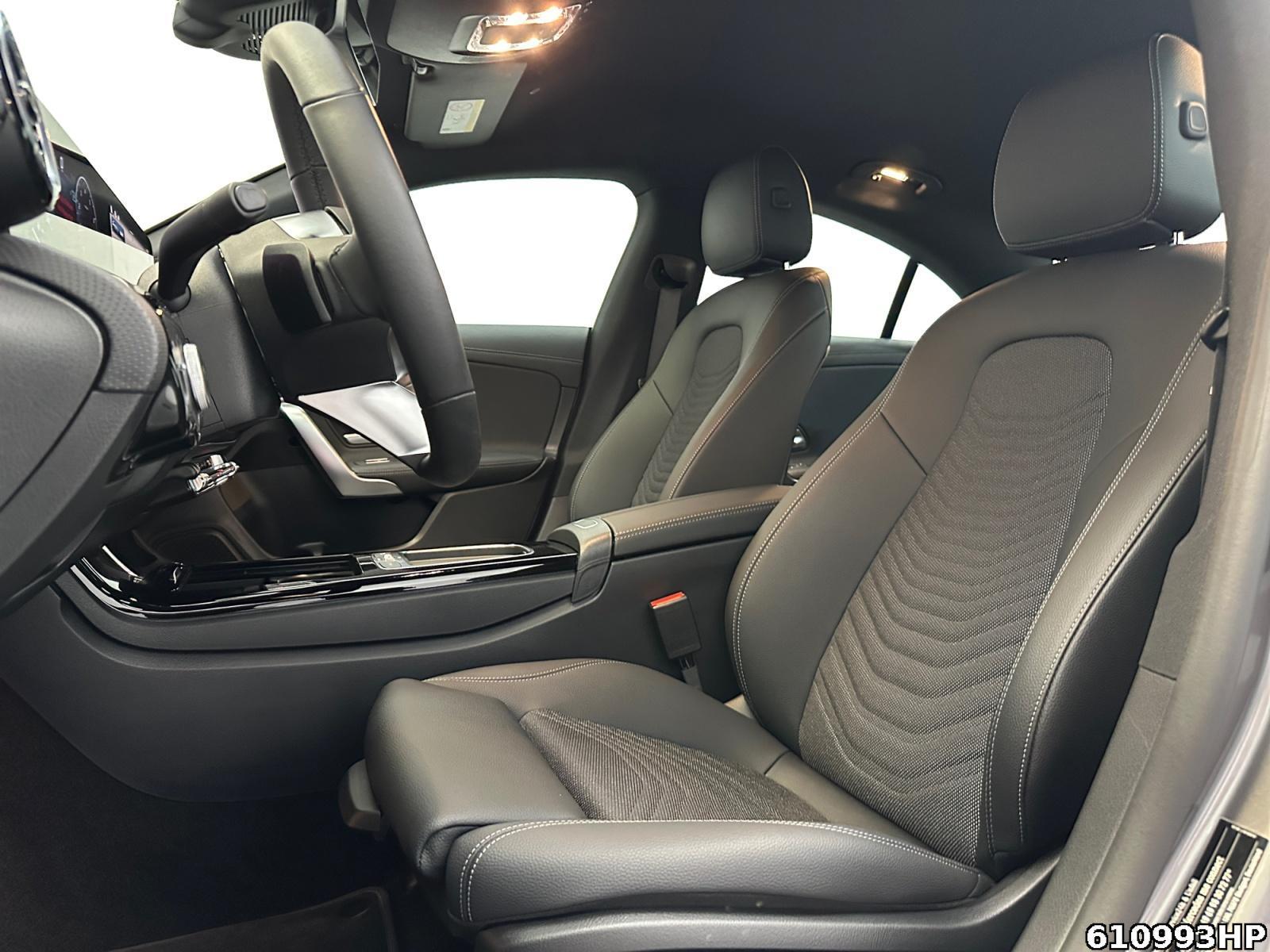 Fahrzeugabbildung Mercedes-Benz CLA 180 Progressive AHK Memory Totw.