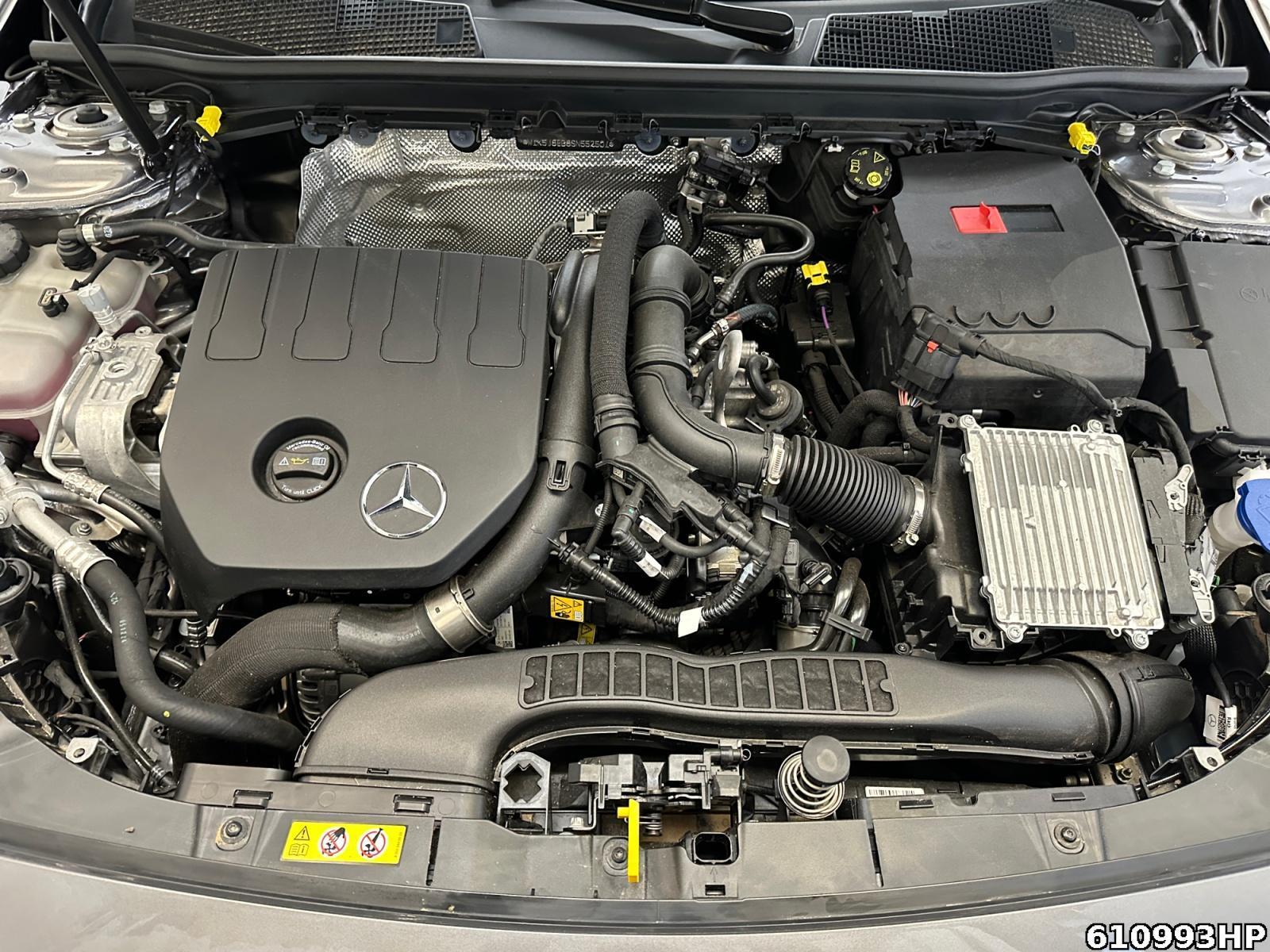 Fahrzeugabbildung Mercedes-Benz CLA 180 Progressive AHK Memory Totw.