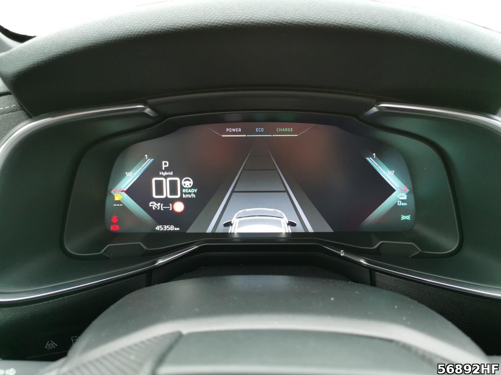 Fahrzeugabbildung DS Automobiles DS7 Crossback Hybrid 4x4, Performance Line