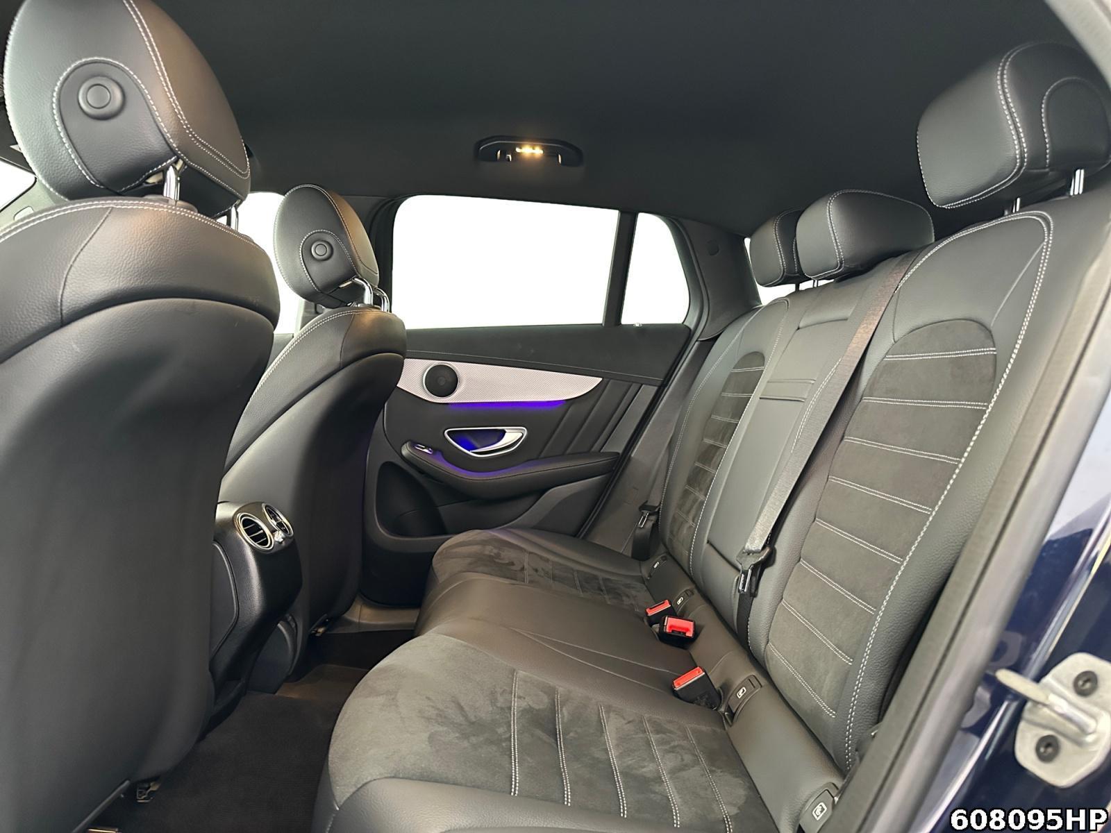 Fahrzeugabbildung Mercedes-Benz EQC AMG Line MULTIBEAM DISTRONIC 20