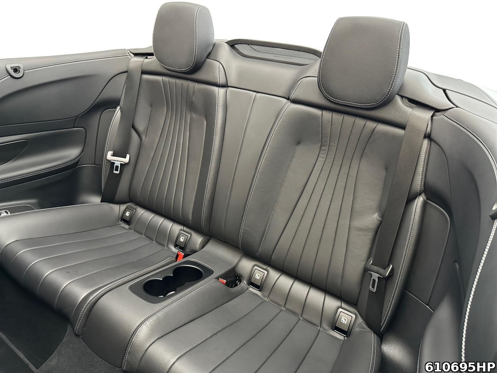 Fahrzeugabbildung Mercedes-Benz E 200 AMG Night 360° Ambiente Totw. Memory 20