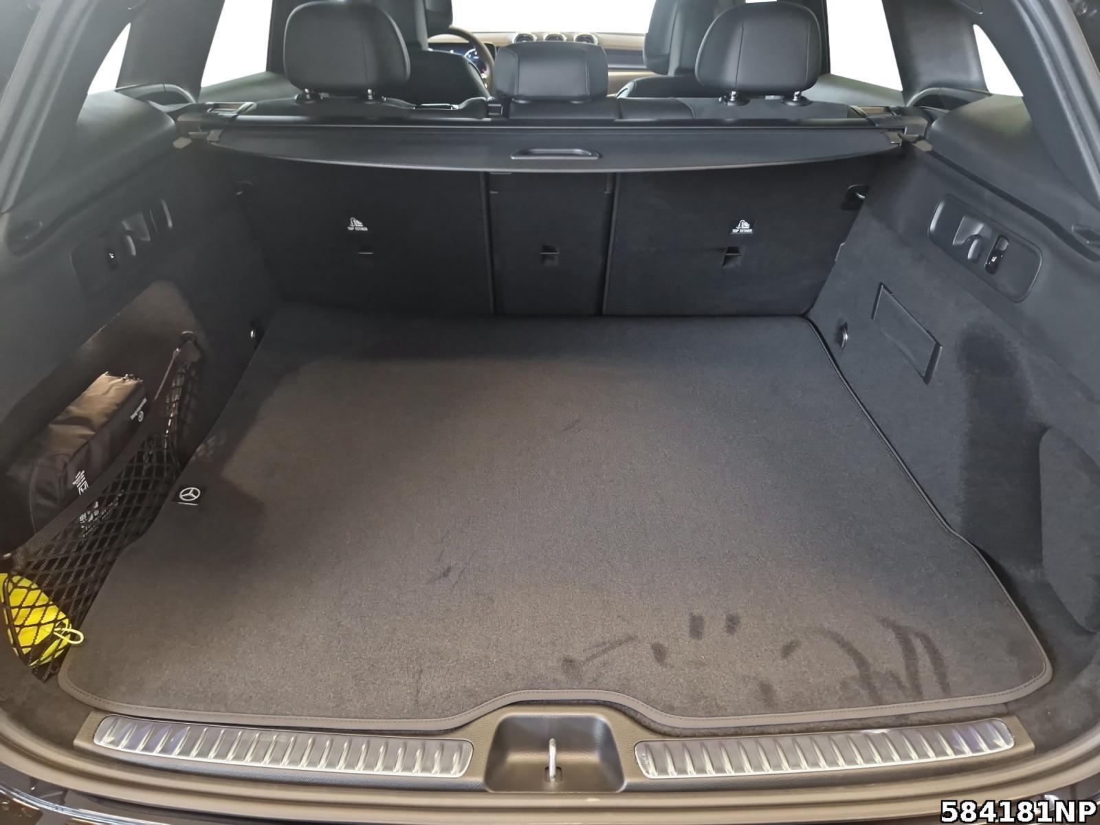 Fahrzeugabbildung Mercedes-Benz GLC 220 d 4MATIC +AMG+360+AHK+BURMESTER+MEMORY+