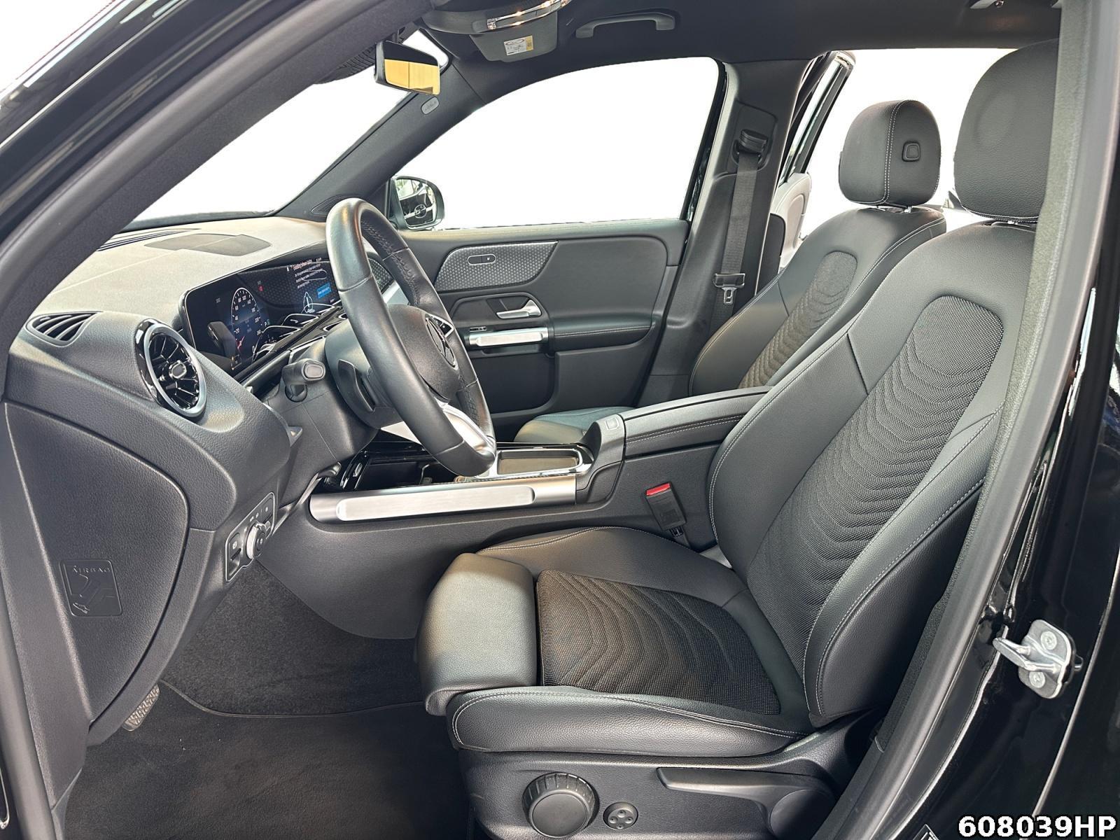 Fahrzeugabbildung Mercedes-Benz GLB 200 Progressive AHK DISTRONIC EASYPACK