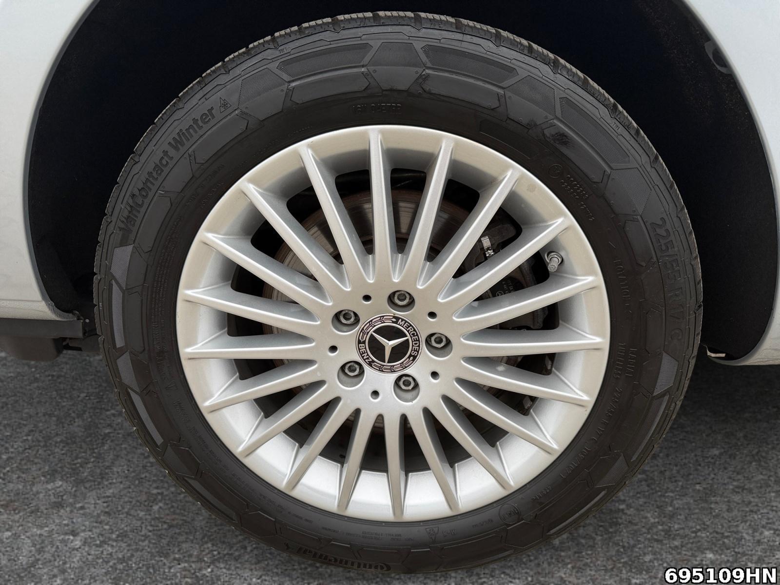 Fahrzeugabbildung Mercedes-Benz Vito 119 CDI *MBUX*SHZ*KLIMA*AUTOM.*LED*NAVI*DAB