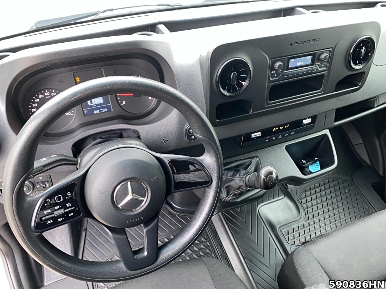 Fahrzeugabbildung Mercedes-Benz Sprinter 317 CDI *Klima*Kamera*SHZ*Tempomat*DAB*