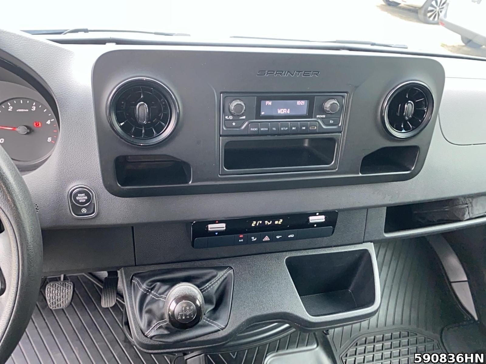 Fahrzeugabbildung Mercedes-Benz Sprinter 317 CDI *Klima*Kamera*SHZ*Tempomat*DAB*