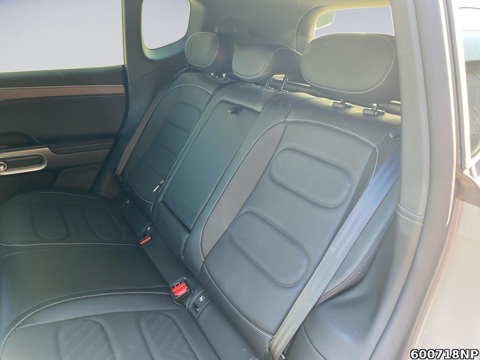 Fahrzeugabbildung Smart FIVE Premium PREMIUM+MATT+HUD+PANO+LEDMATRIX+