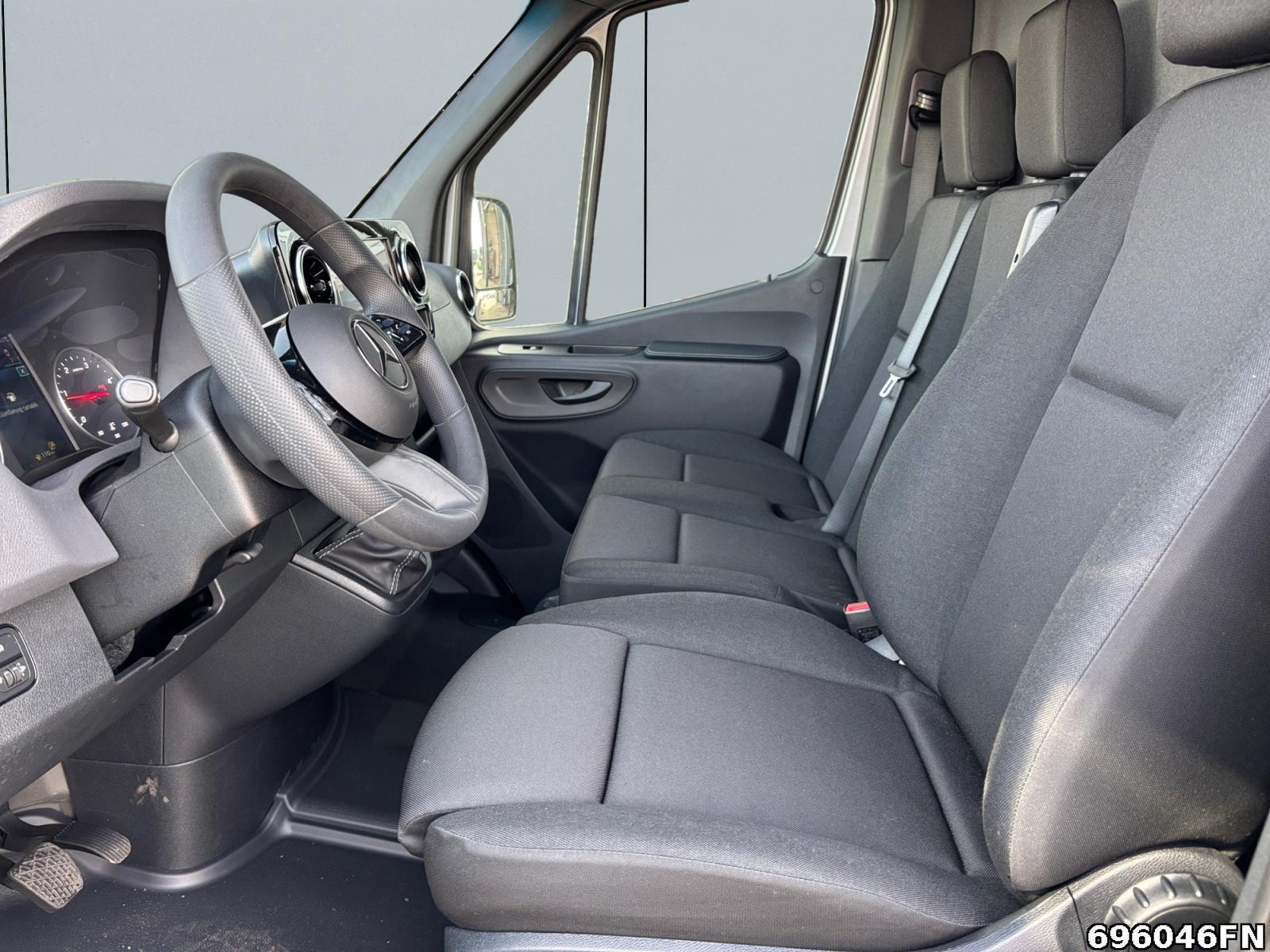 Fahrzeugabbildung Mercedes-Benz Sprinter 317 CDI Kasten Lang*2xSchiebetüre*MBUX