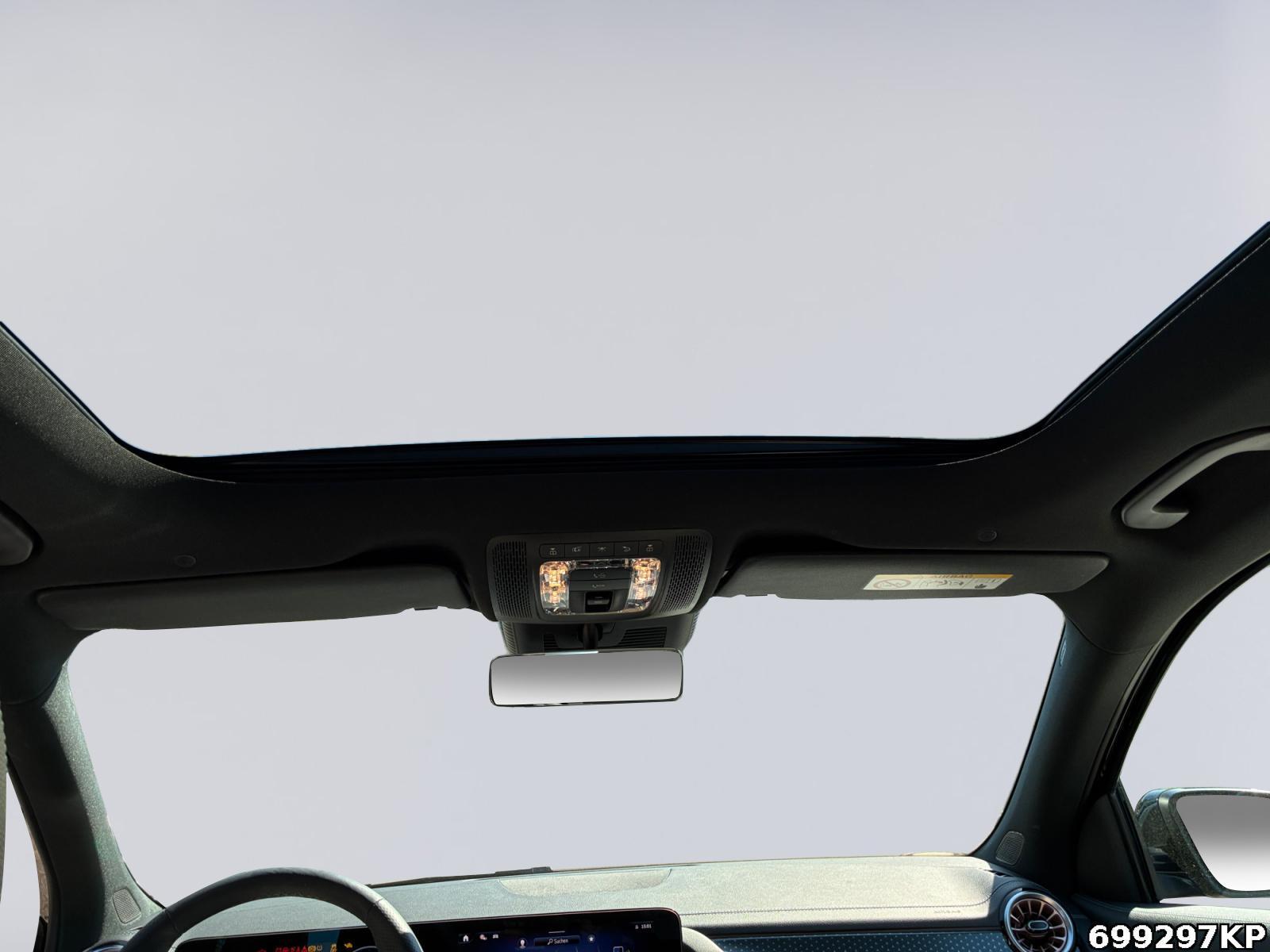 Fahrzeugabbildung Mercedes-Benz EQA 4M Electric Art Pano 360° DISTRONIC LED