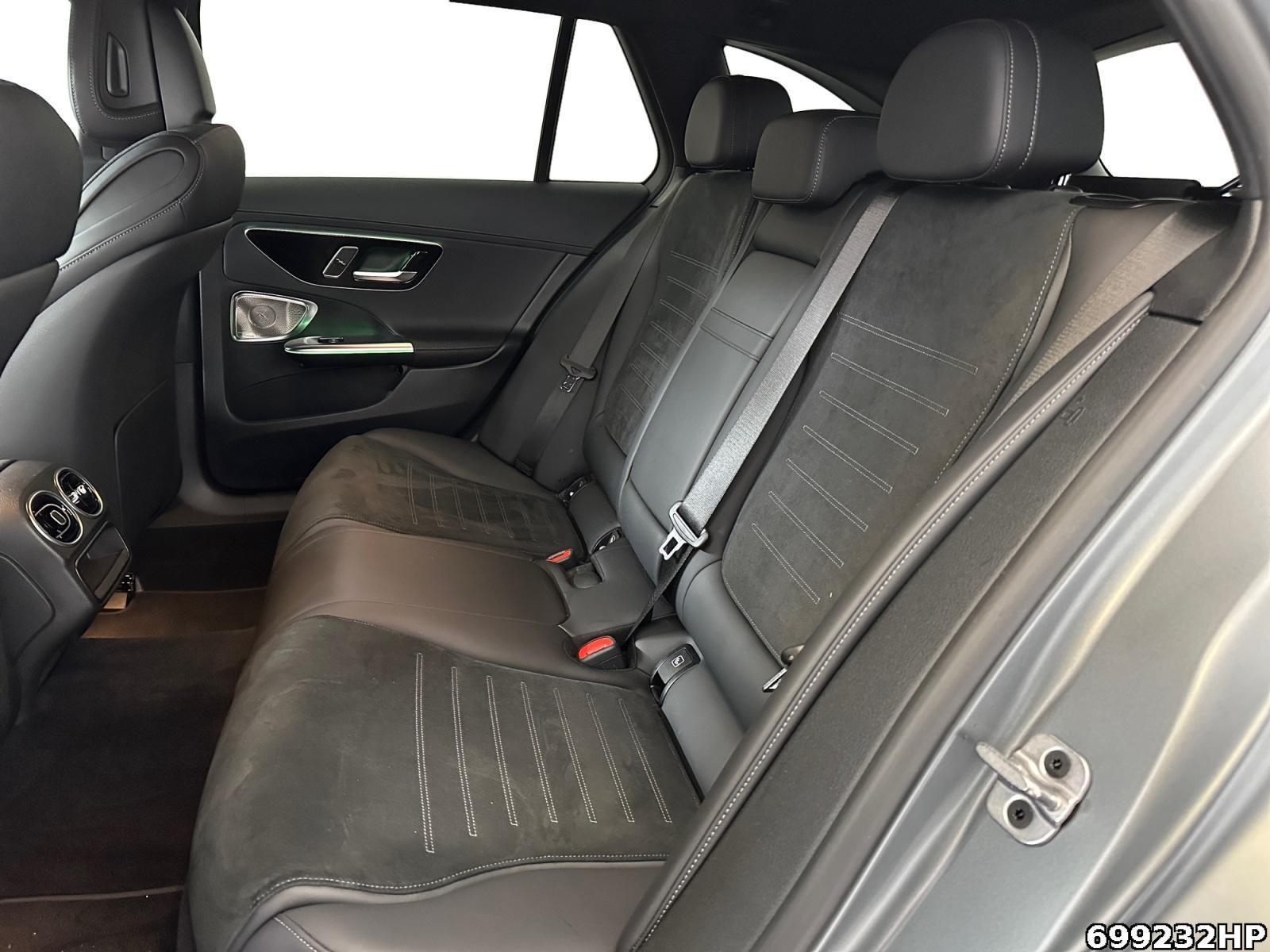 Fahrzeugabbildung Mercedes-Benz C 300 e T AMG Night DigitalLight Burmester 360°