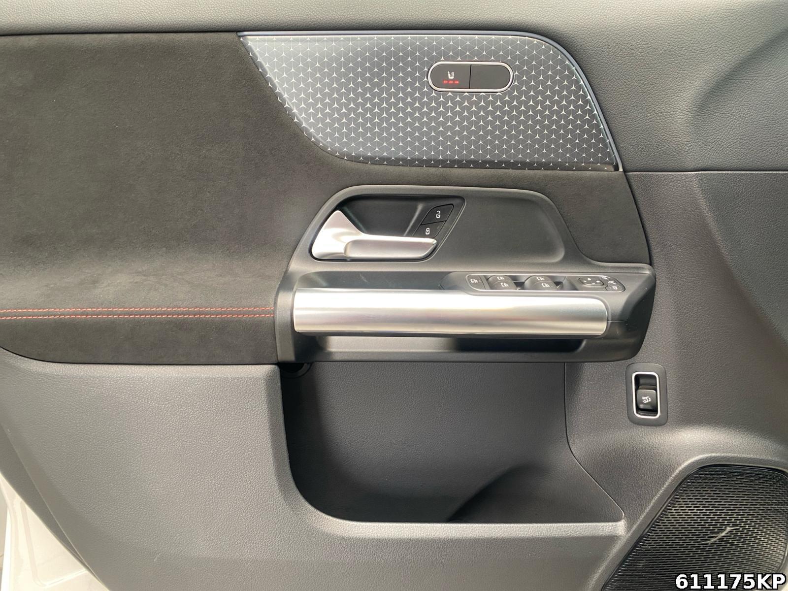 Fahrzeugabbildung Mercedes-Benz EQA 4M AMG Pano Distronic 360° Keyless LED.