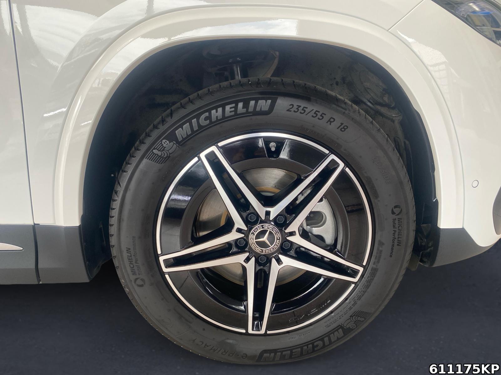 Fahrzeugabbildung Mercedes-Benz EQA 4M AMG Pano Distronic 360° Keyless LED.