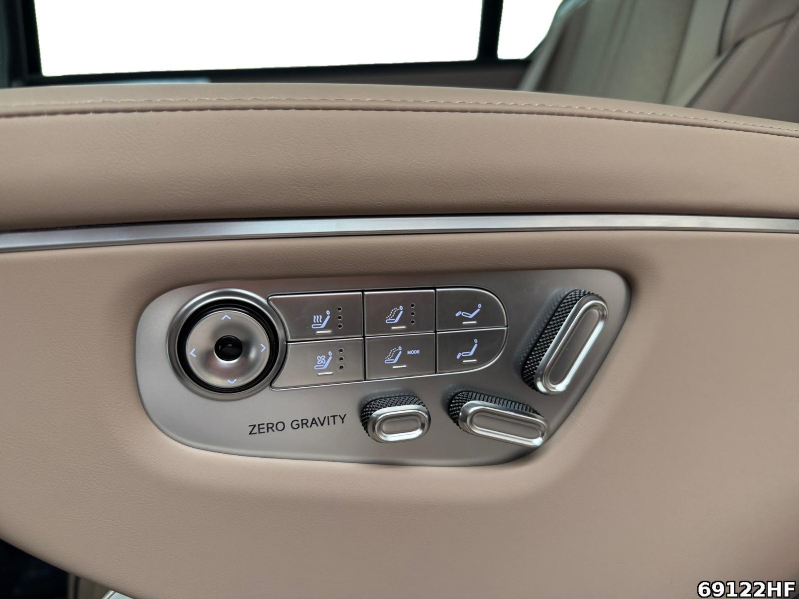 Fahrzeugabbildung Xpeng X9 AWD Performance *Verfügbar ab 12/26