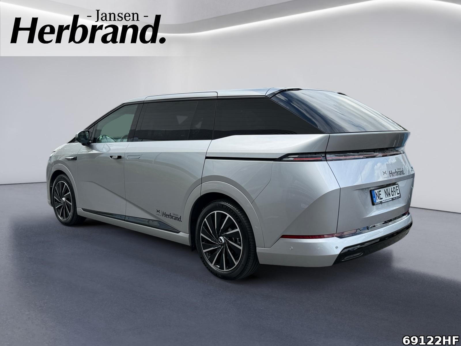 Fahrzeugabbildung Xpeng X9 AWD Performance *Verfügbar ab 12/26