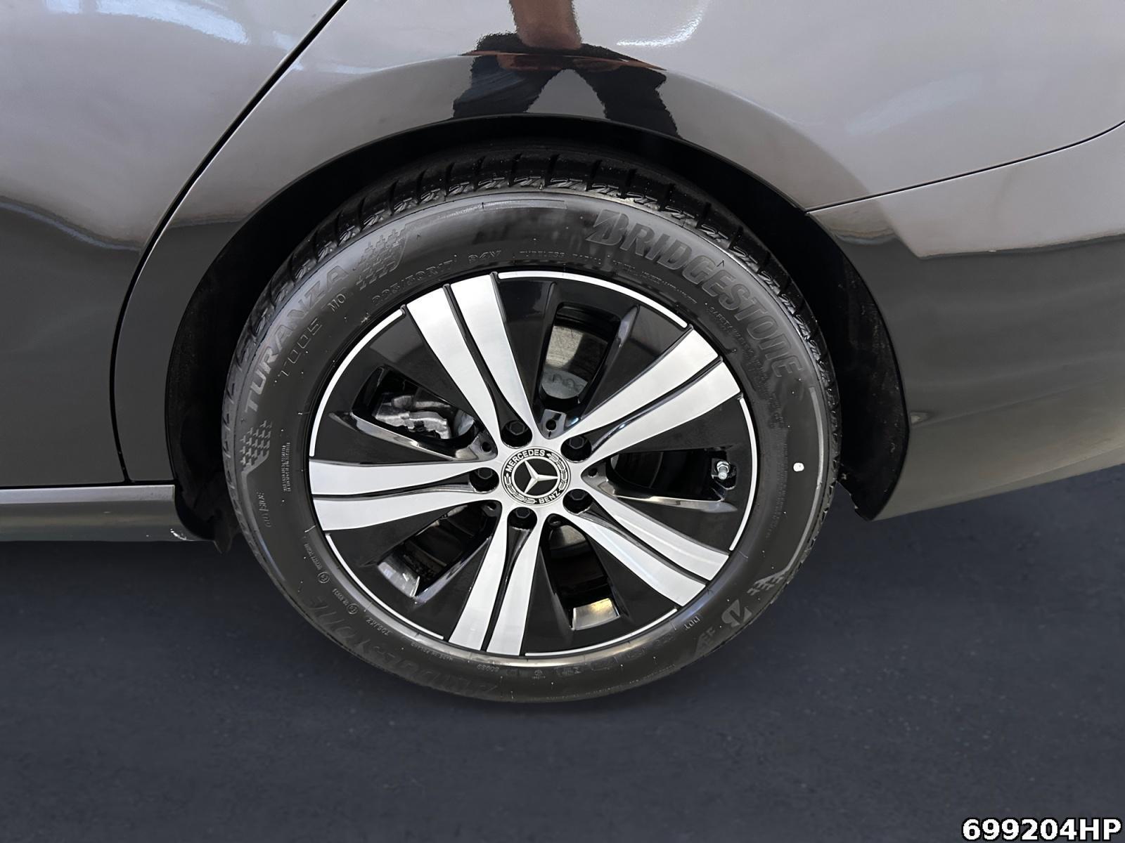Fahrzeugabbildung Mercedes-Benz C 180 Avantgarde LED Totwinkel Spurassistent