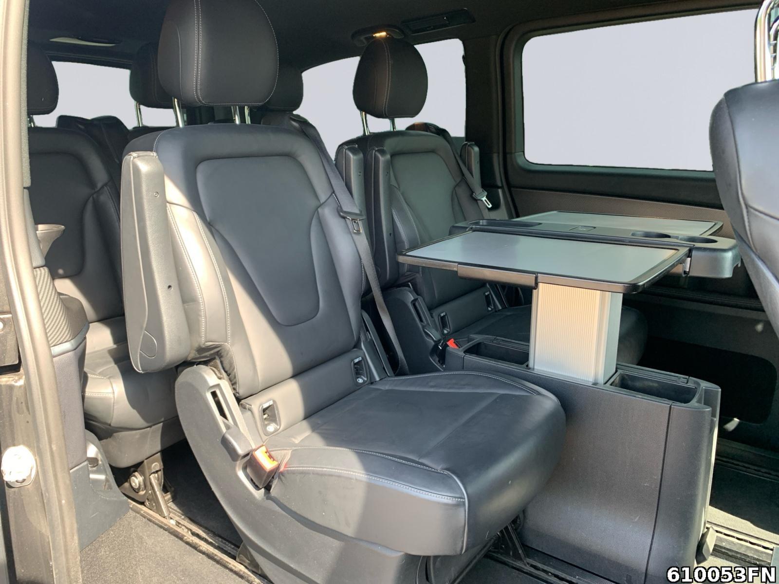 Fahrzeugabbildung Mercedes-Benz V 300 EAV/L 4MATIC AMG *7 SITZE*DISTRONIC*TISCH*