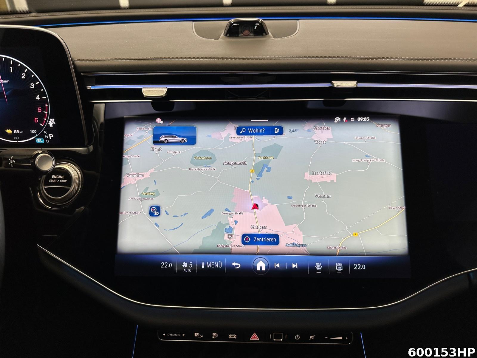 Fahrzeugabbildung Mercedes-Benz E 300 T AMG AHK Pano Digital-Light Superscr.